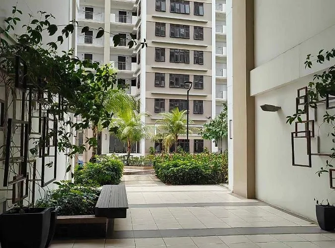 Simply Cozy 1 Bedroom Unit Near Skyway To Naia Aparthotel