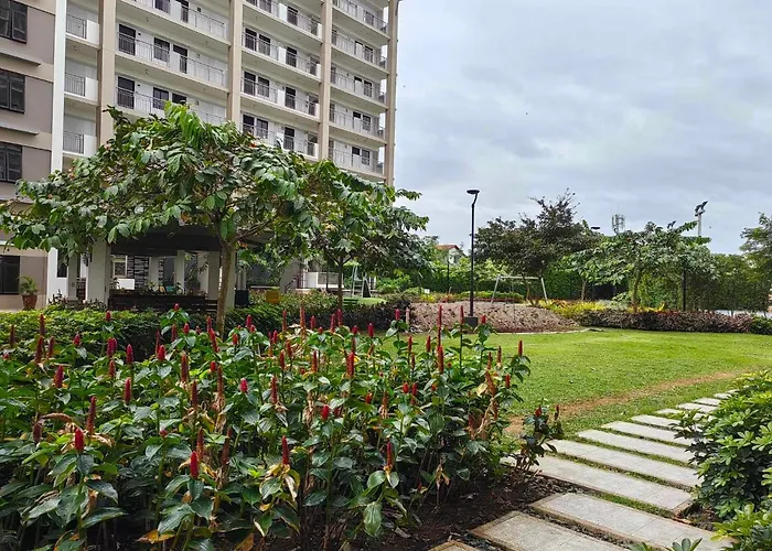 Simply Cozy 1 Bedroom Unit Near Skyway To Naia Aparthotel