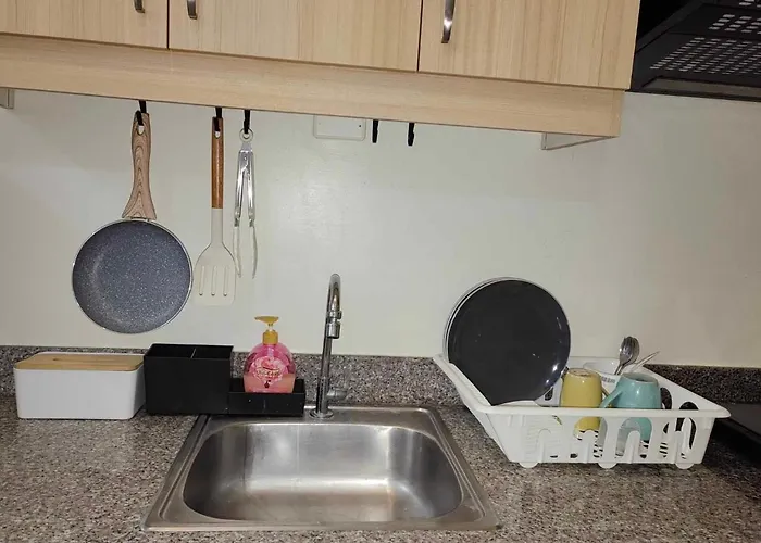 Aparthotel Simply Cozy 1 Bedroom Unit Near Skyway To Naia 4*
